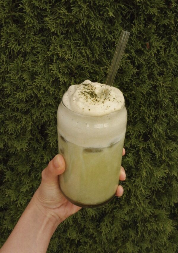 Dalgona Matcha Latte