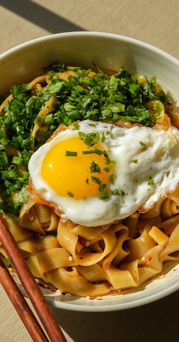 10 Minute Garlic Chili Crisp Oil Noodles